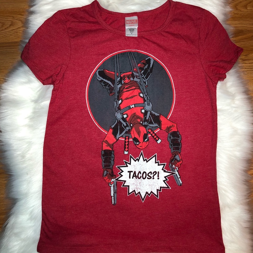 NWOT Marvel Deadpool T-Shirt
